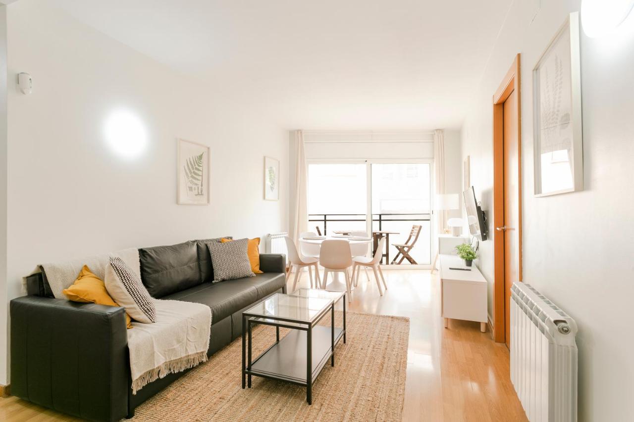 Ab North Barcelona Apartments Santa Coloma de Gramanet Dış mekan fotoğraf