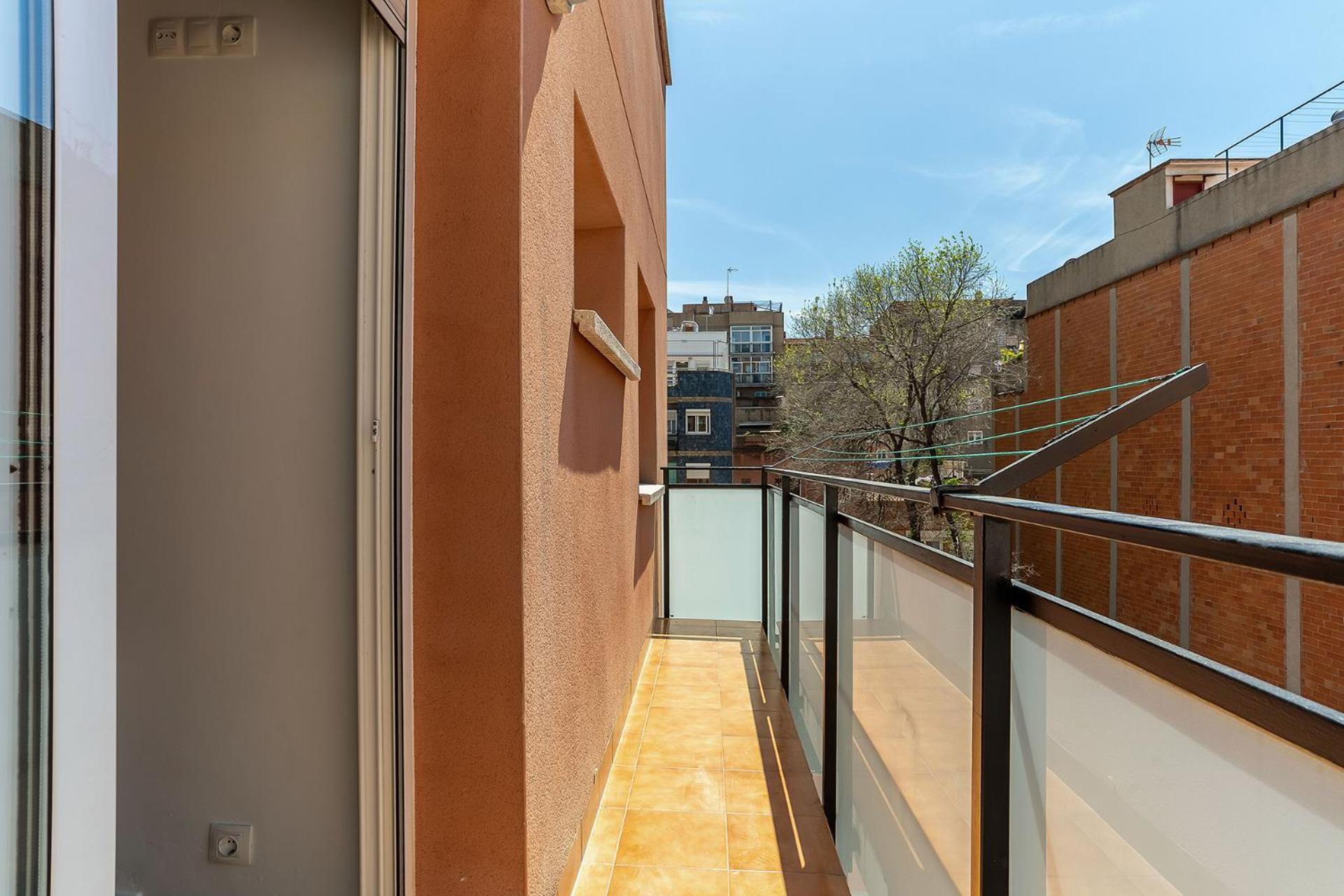 Ab North Barcelona Apartments Santa Coloma de Gramanet Dış mekan fotoğraf