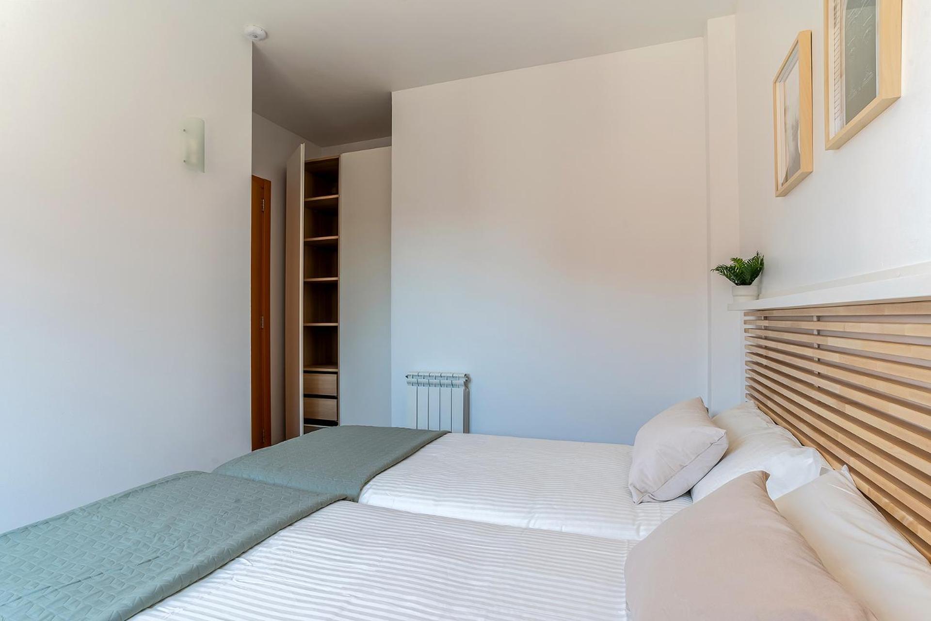 Ab North Barcelona Apartments Santa Coloma de Gramanet Dış mekan fotoğraf