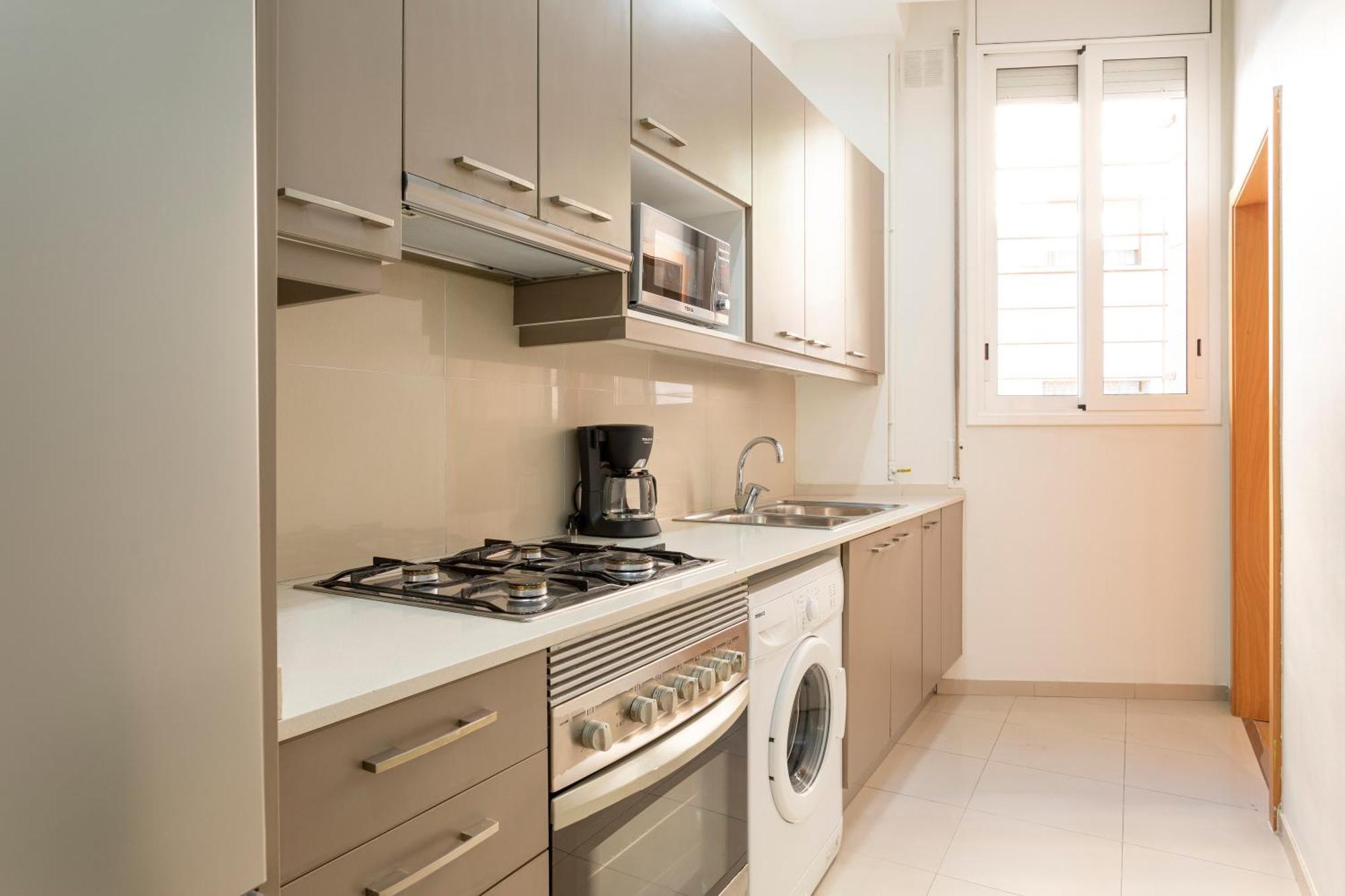 Ab North Barcelona Apartments Santa Coloma de Gramanet Dış mekan fotoğraf