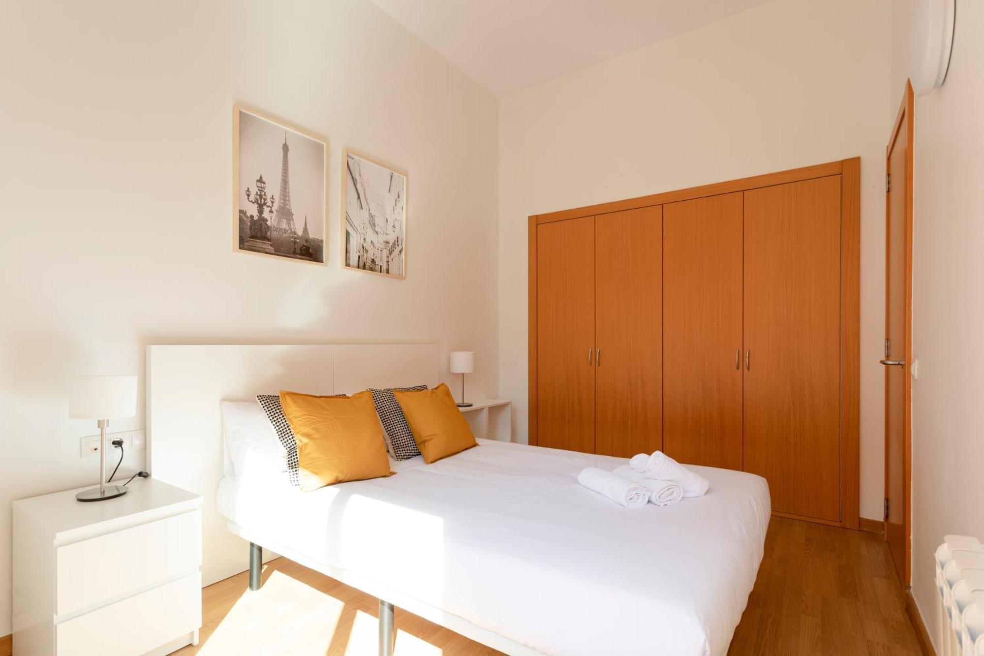 Ab North Barcelona Apartments Santa Coloma de Gramanet Dış mekan fotoğraf